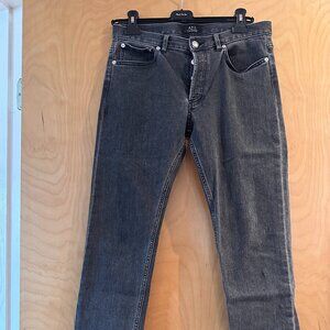 A.P.C. Petit New Standard Jean Droit Etroit 29